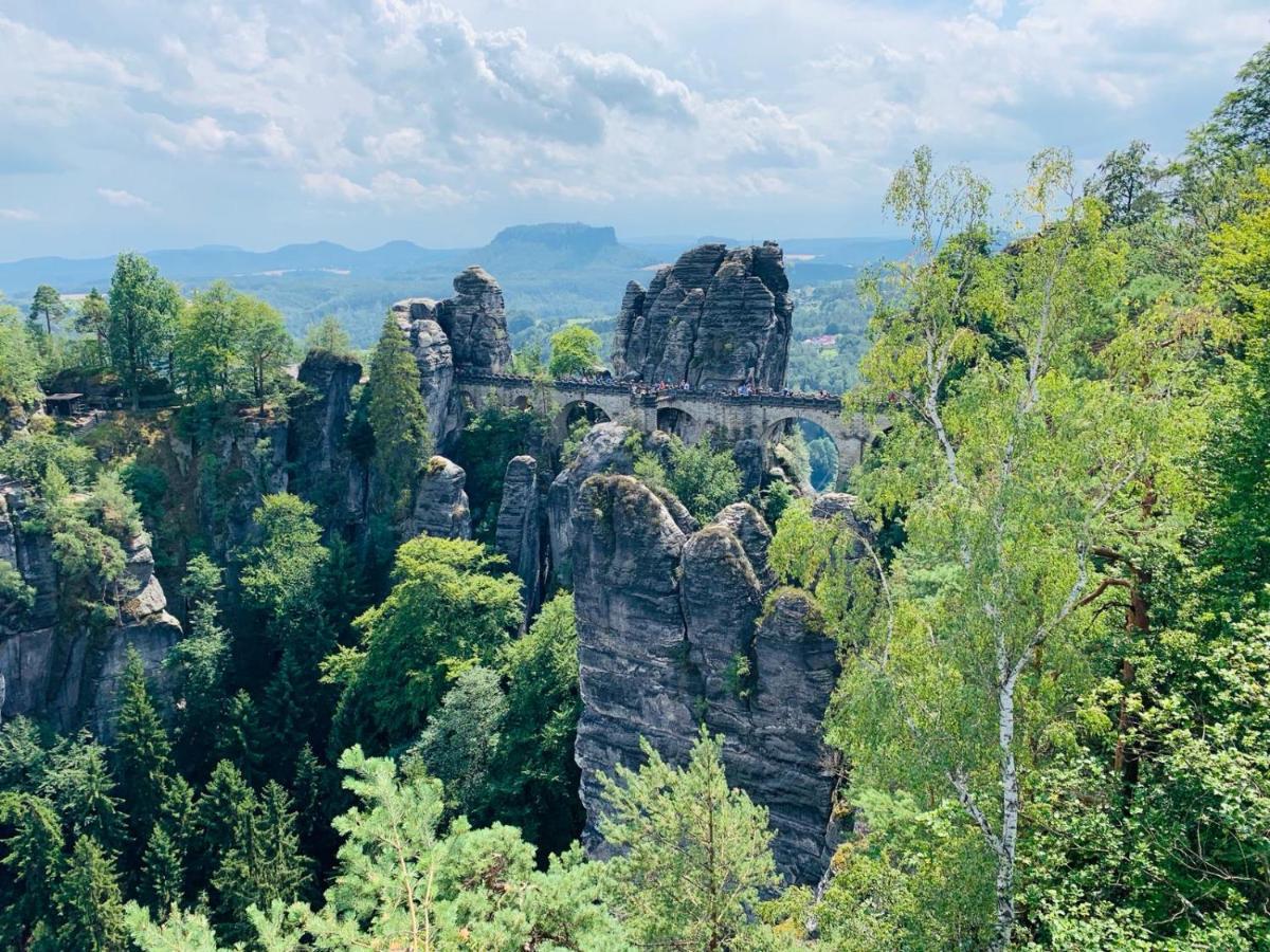 Landhotel Zum Erbgericht Щолпен Екстериор снимка