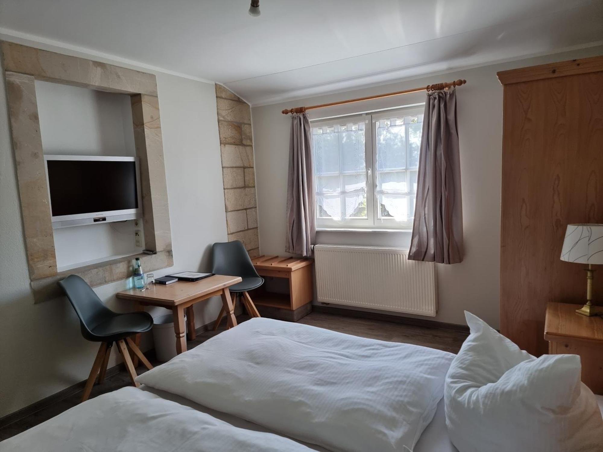 Landhotel Zum Erbgericht Щолпен Екстериор снимка