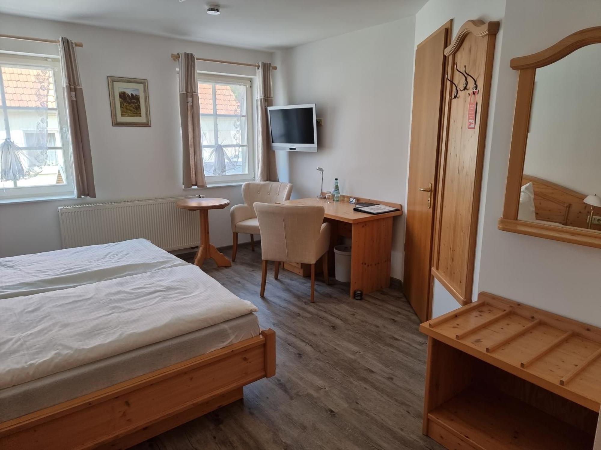 Landhotel Zum Erbgericht Щолпен Екстериор снимка